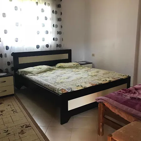 Aleks Villa Ksamil